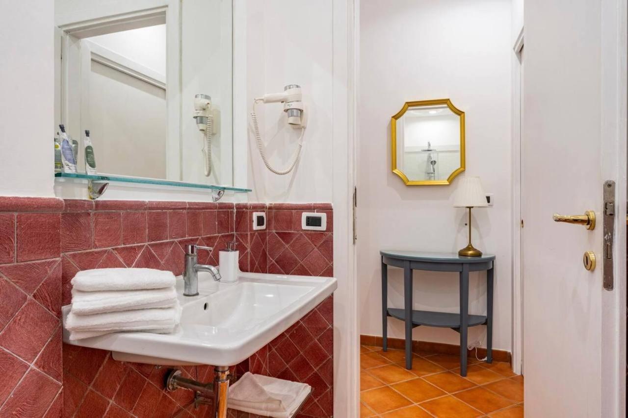 Fori Imperiali Luxe Mansion Ξενοδοχείο Ρώμη Εξωτερικό φωτογραφία